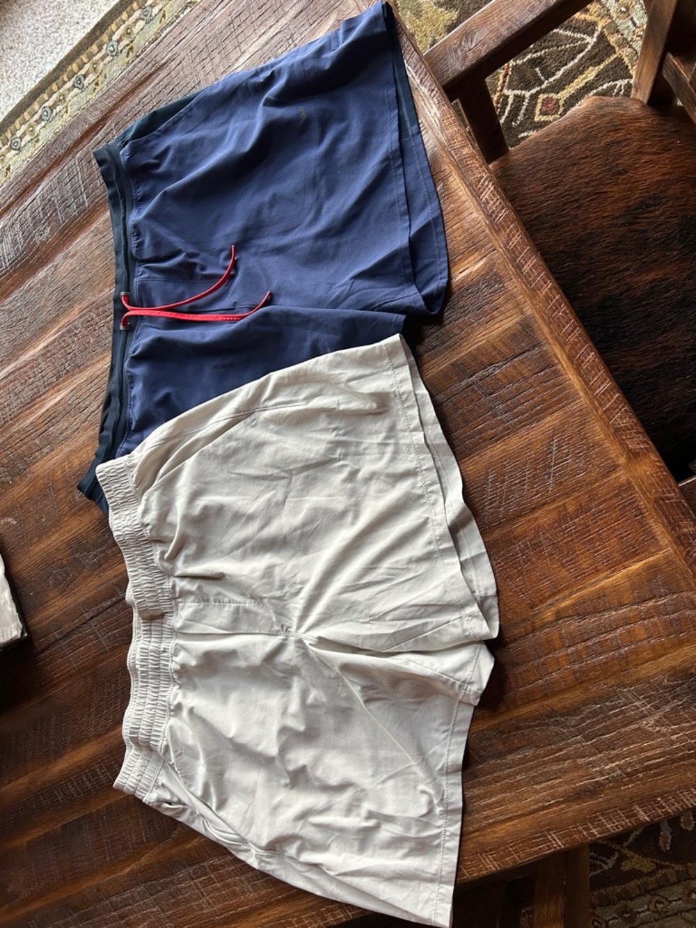 lululemon athletica Men's Navy and Light Beige Athletic Shorts